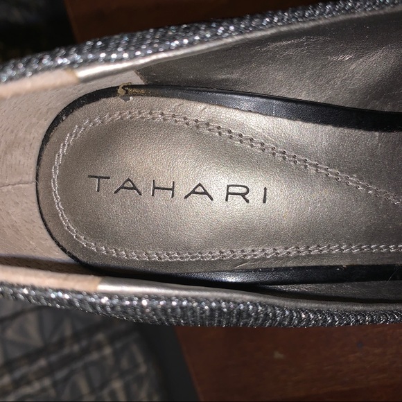 Tahari Sophia Silver Platform Pumps High Heels 6M - Picture 4 of 8